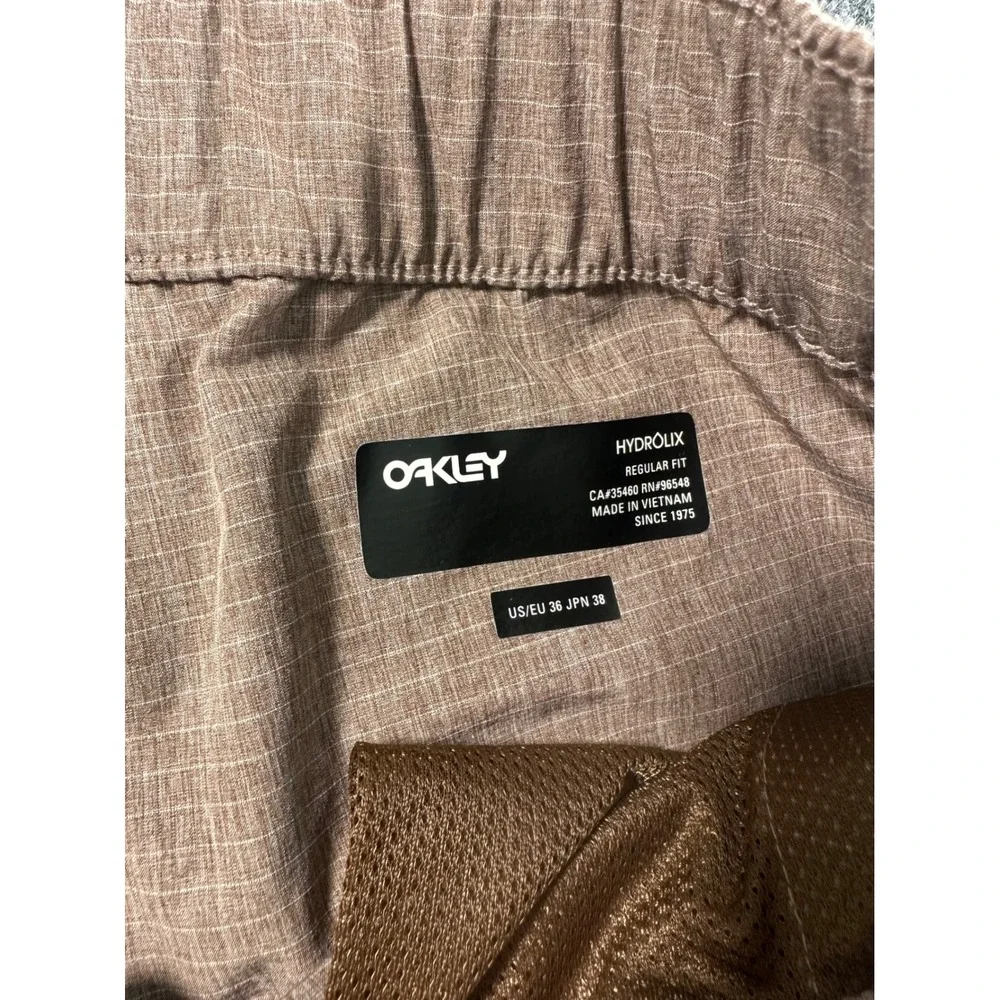 Oakley Hydrolix Mens‎ Regular Fit Shorts Brown Heathered Size 36 Active Casual
